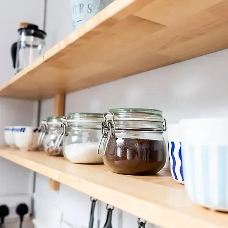 Апартаменты Cute Self Catering Flat In The Brecon Beacons Крикхауэлл Экстерьер фото